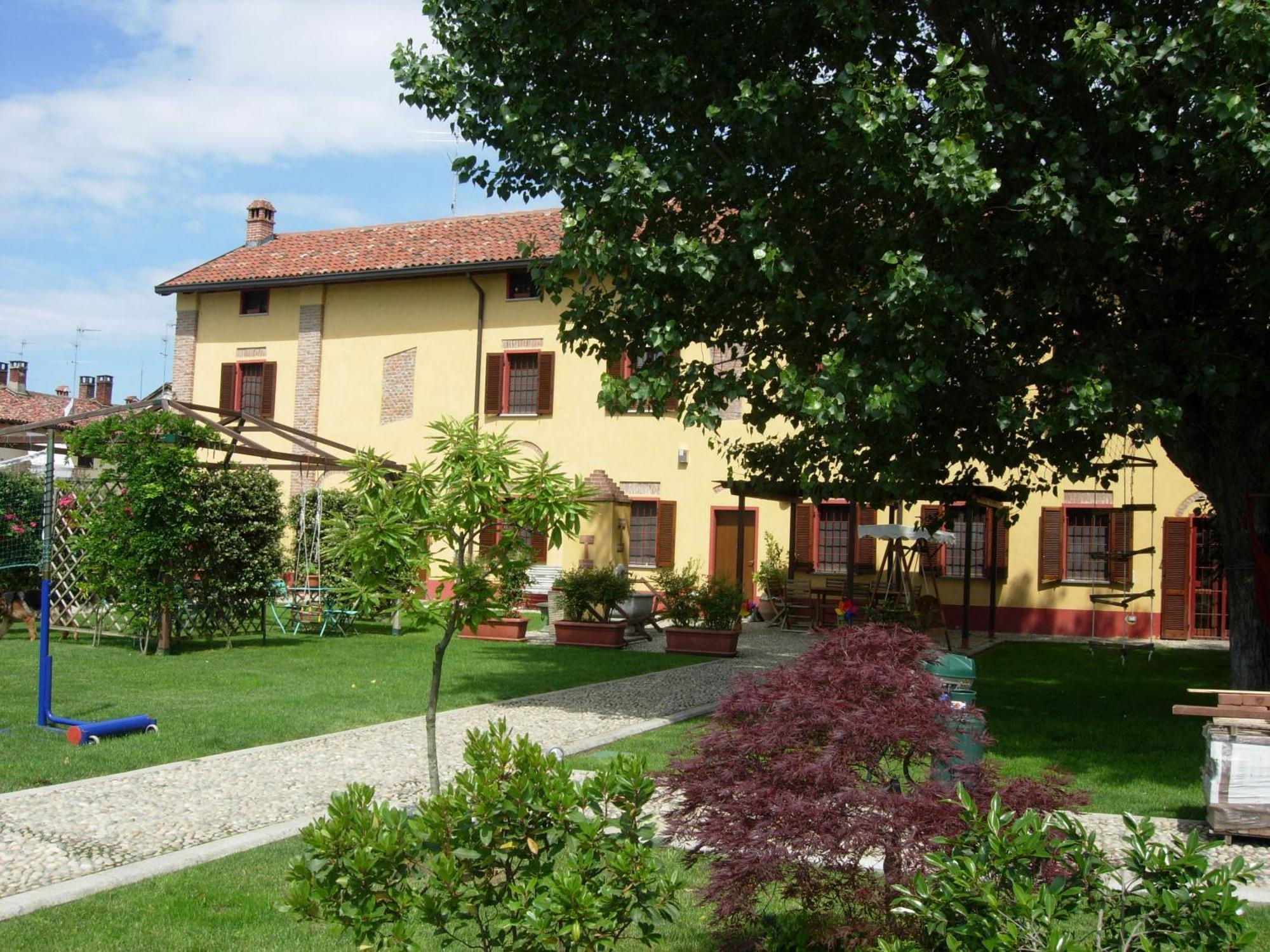B&B Il Pioppo E La Fonte Castello d'Agogna Dış mekan fotoğraf